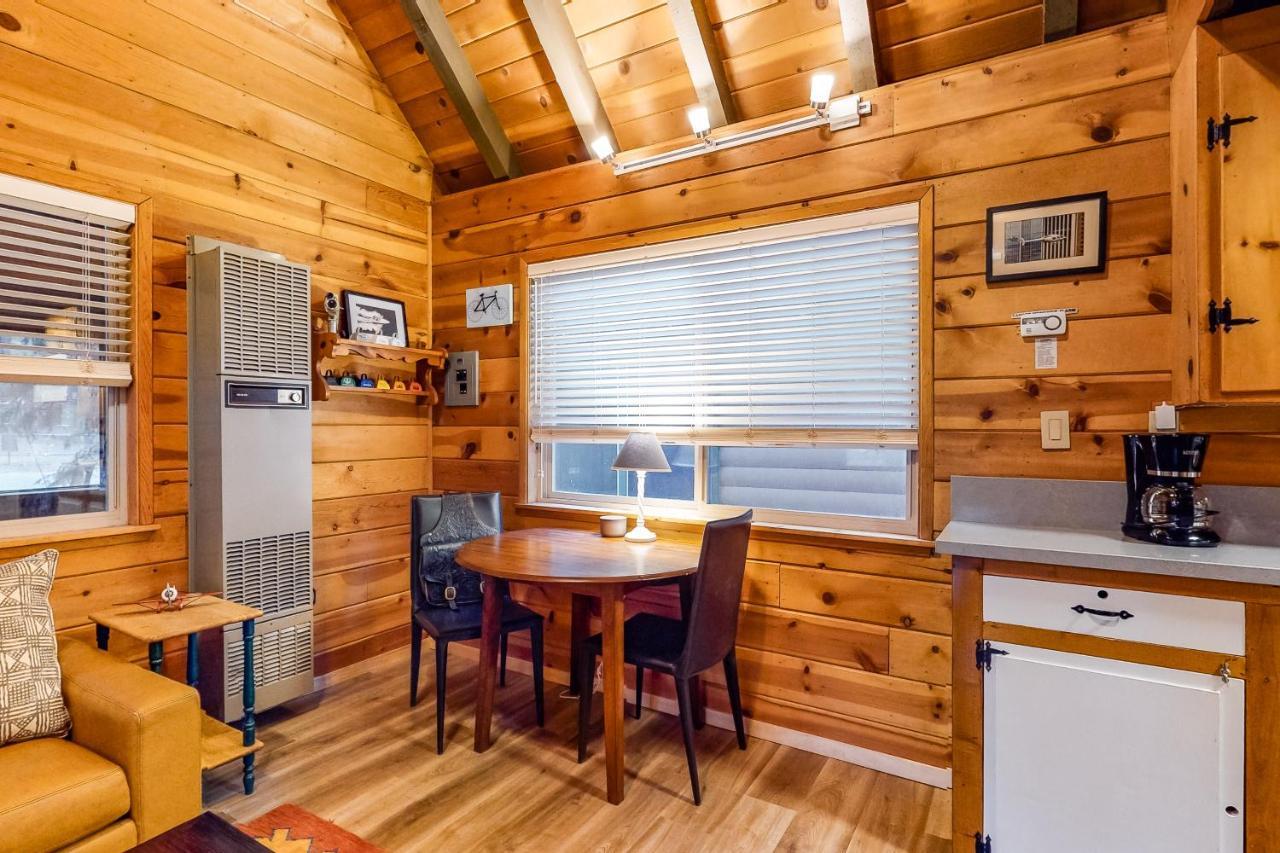 Bristlecone Cottage Биг Бэар Лейк Экстерьер фото