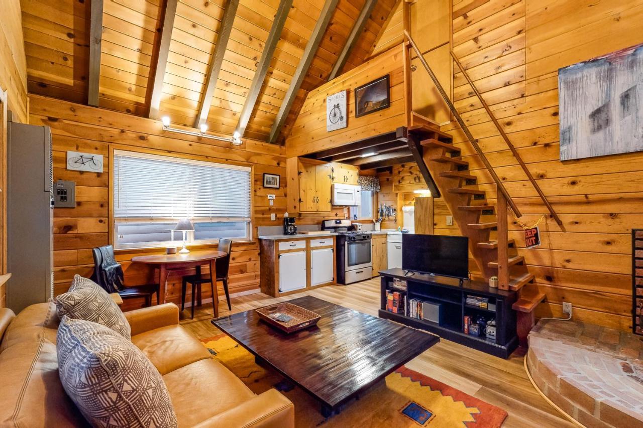 Bristlecone Cottage Биг Бэар Лейк Экстерьер фото